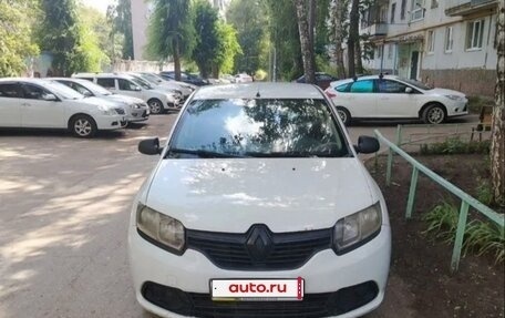 Renault Logan II, 2016 год, 300 000 рублей, 1 фотография
