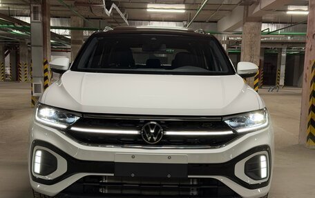 Volkswagen T-Roc I, 2025 год, 3 400 000 рублей, 2 фотография