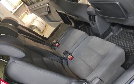 Volkswagen Touran III, 2012 год, 1 030 000 рублей, 8 фотография