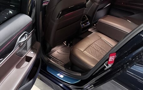 BMW 7 серия, 2019 год, 5 000 000 рублей, 12 фотография