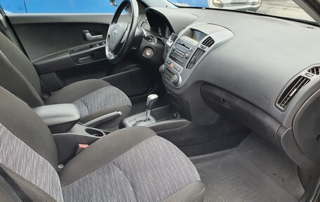 KIA cee'd I рестайлинг, 2008 год, 1 000 000 рублей, 5 фотография