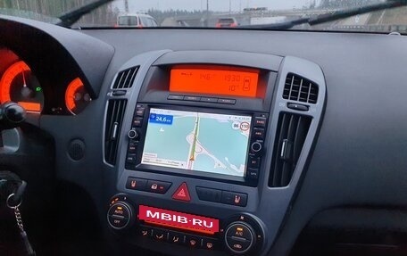 KIA cee'd I рестайлинг, 2008 год, 1 000 000 рублей, 3 фотография