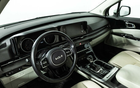 KIA Carnival, 2021 год, 4 500 000 рублей, 11 фотография