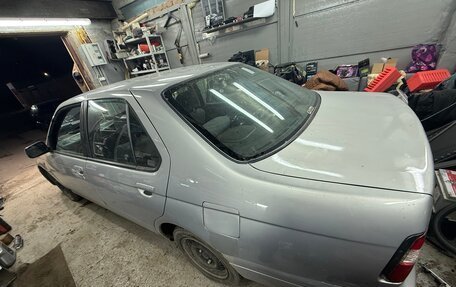 Nissan Bluebird XI, 2000 год, 210 000 рублей, 3 фотография