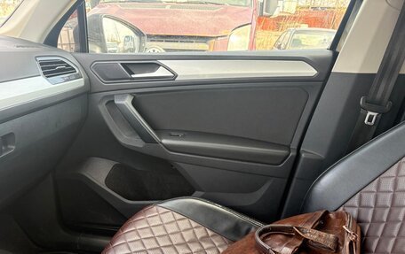 Volkswagen Tiguan II, 2021 год, 2 600 000 рублей, 4 фотография