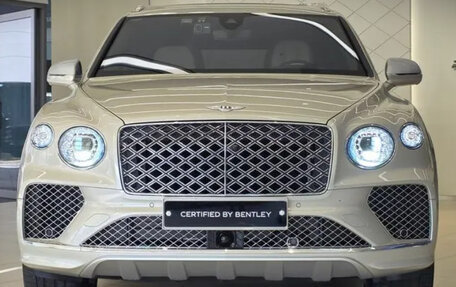 Bentley Bentayga I, 2025 год, 31 000 000 рублей, 2 фотография
