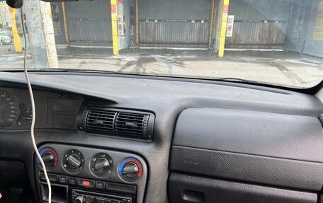 Opel Omega B, 1994 год, 120 000 рублей, 11 фотография