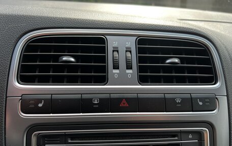 Volkswagen Polo VI (EU Market), 2016 год, 1 235 000 рублей, 30 фотография