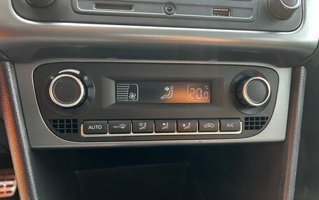 Volkswagen Polo VI (EU Market), 2016 год, 1 235 000 рублей, 28 фотография