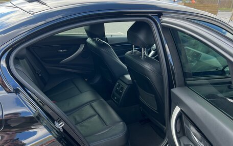 BMW 3 серия, 2018 год, 2 800 000 рублей, 12 фотография