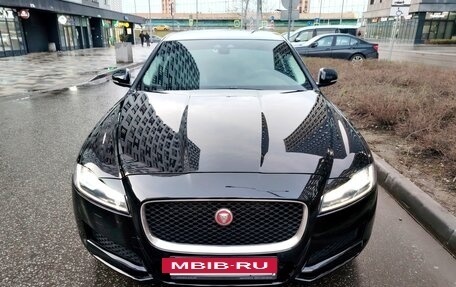 Jaguar XF II, 2017 год, 1 768 000 рублей, 4 фотография