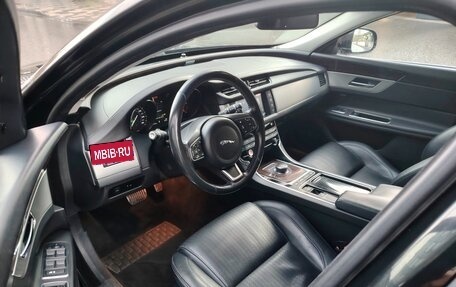 Jaguar XF II, 2017 год, 1 768 000 рублей, 9 фотография