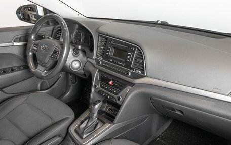 Hyundai Elantra VI рестайлинг, 2018 год, 1 556 900 рублей, 7 фотография