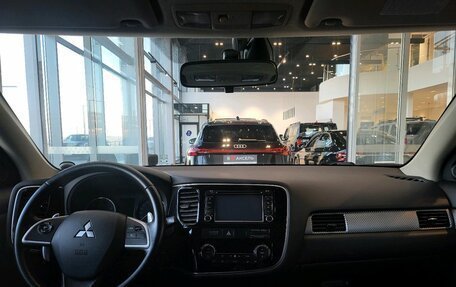 Mitsubishi Outlander III рестайлинг 3, 2012 год, 1 299 000 рублей, 22 фотография