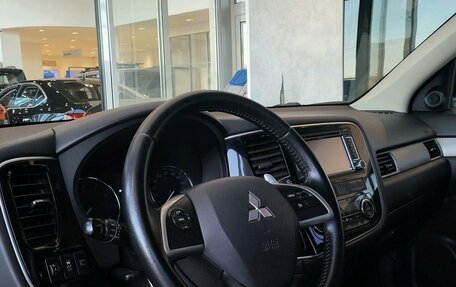 Mitsubishi Outlander III рестайлинг 3, 2012 год, 1 299 000 рублей, 17 фотография