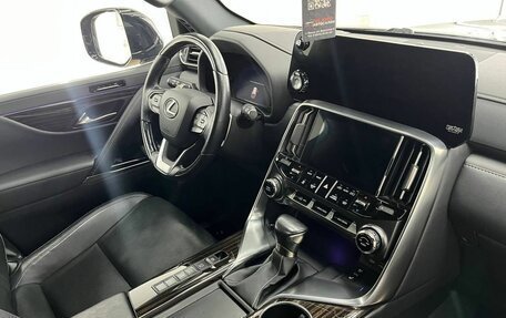 Lexus LX, 2022 год, 15 490 000 рублей, 14 фотография