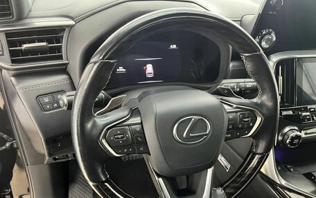 Lexus LX, 2022 год, 15 490 000 рублей, 24 фотография