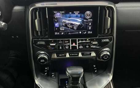 Lexus LX, 2022 год, 15 490 000 рублей, 20 фотография