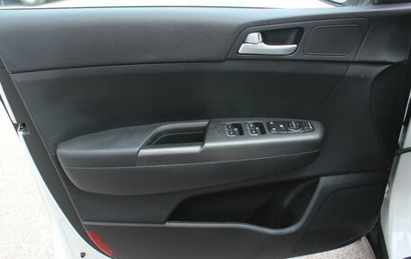 KIA Sportage IV рестайлинг, 2018 год, 1 975 000 рублей, 9 фотография