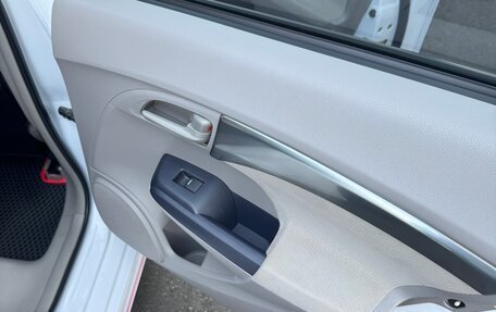 Honda Insight II рестайлинг, 2009 год, 700 000 рублей, 9 фотография