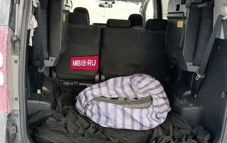 Toyota Noah III, 2013 год, 1 700 000 рублей, 6 фотография