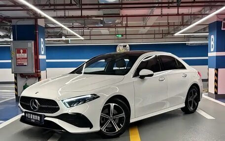 Mercedes-Benz A-Класс, 2023 год, 2 150 586 рублей, 8 фотография
