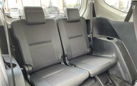 Toyota Sienta II, 2022 год, 1 170 000 рублей, 14 фотография