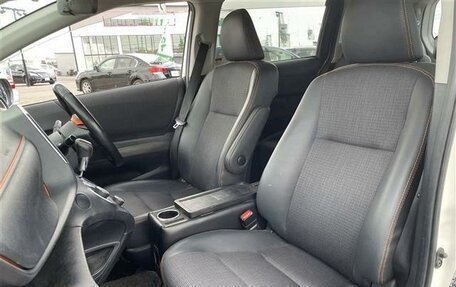 Toyota Sienta II, 2022 год, 1 170 000 рублей, 13 фотография