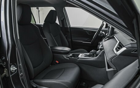 Toyota RAV4, 2019 год, 2 799 000 рублей, 8 фотография