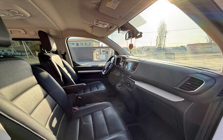 Peugeot Traveller I, 2022 год, 3 350 000 рублей, 14 фотография