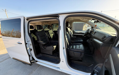 Peugeot Traveller I, 2022 год, 3 350 000 рублей, 12 фотография