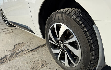 Peugeot Traveller I, 2022 год, 3 350 000 рублей, 19 фотография