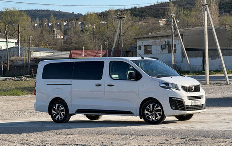 Peugeot Traveller I, 2022 год, 3 350 000 рублей, 23 фотография