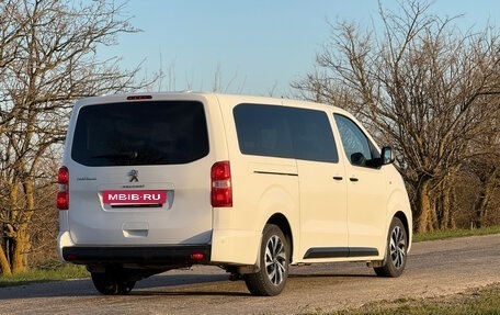 Peugeot Traveller I, 2022 год, 3 350 000 рублей, 35 фотография