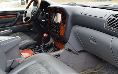 Lexus LX II, 2002 год, 1 697 000 рублей, 13 фотография