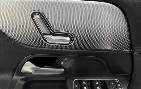 Mercedes-Benz GLB, 2020 год, 2 240 002 рублей, 12 фотография