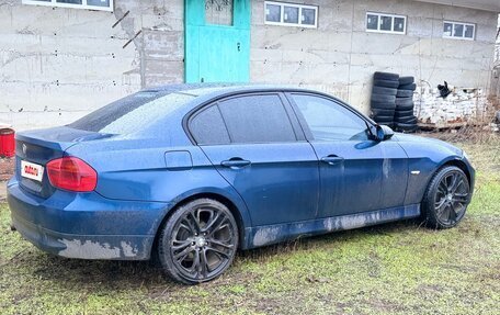 BMW 3 серия, 2006 год, 600 000 рублей, 3 фотография