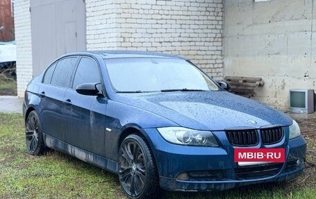 BMW 3 серия, 2006 год, 600 000 рублей, 2 фотография