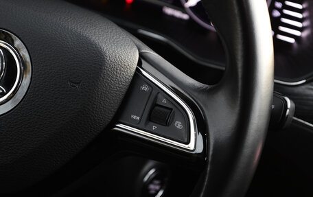 Skoda Superb III рестайлинг, 2019 год, 2 999 999 рублей, 30 фотография