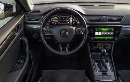 Skoda Superb III рестайлинг, 2019 год, 2 999 999 рублей, 28 фотография