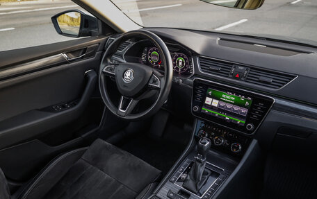 Skoda Superb III рестайлинг, 2019 год, 2 999 999 рублей, 26 фотография