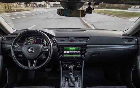 Skoda Superb III рестайлинг, 2019 год, 2 999 999 рублей, 27 фотография