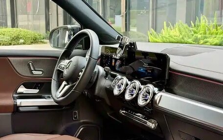 Mercedes-Benz GLB, 2022 год, 2 660 586 рублей, 10 фотография