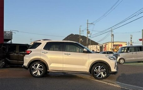 Toyota Raize I, 2023 год, 1 190 002 рублей, 5 фотография