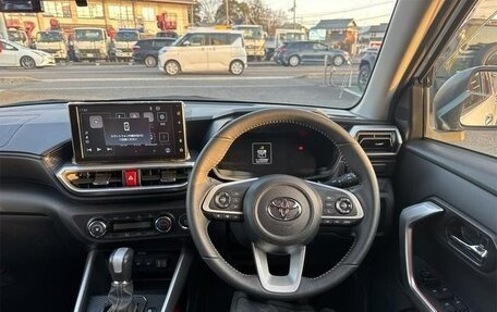 Toyota Raize I, 2023 год, 1 190 002 рублей, 9 фотография