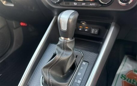 Toyota Raize I, 2023 год, 1 190 002 рублей, 23 фотография