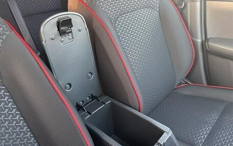 Toyota Raize I, 2023 год, 1 190 002 рублей, 26 фотография