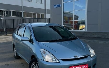 Toyota Wish II, 2003 год, 760 000 рублей, 1 фотография