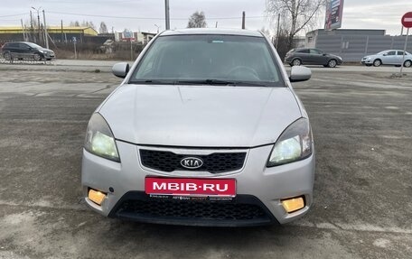KIA Rio II, 2010 год, 430 000 рублей, 1 фотография