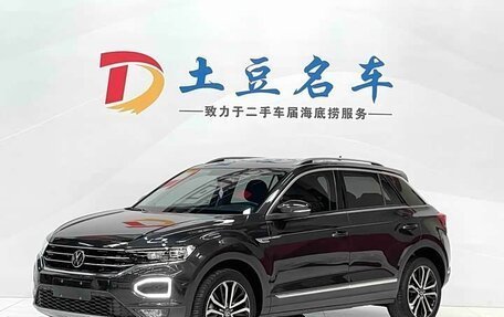 Volkswagen T-Roc I, 2022 год, 1 720 000 рублей, 1 фотография